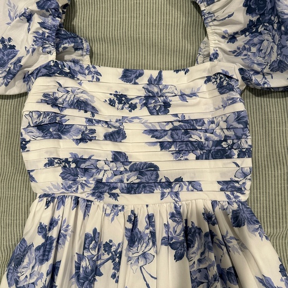 Abercrombie & Fitch Blue and White Tiered Puff Sleeve Maxi Dress - Picture 3 of 7